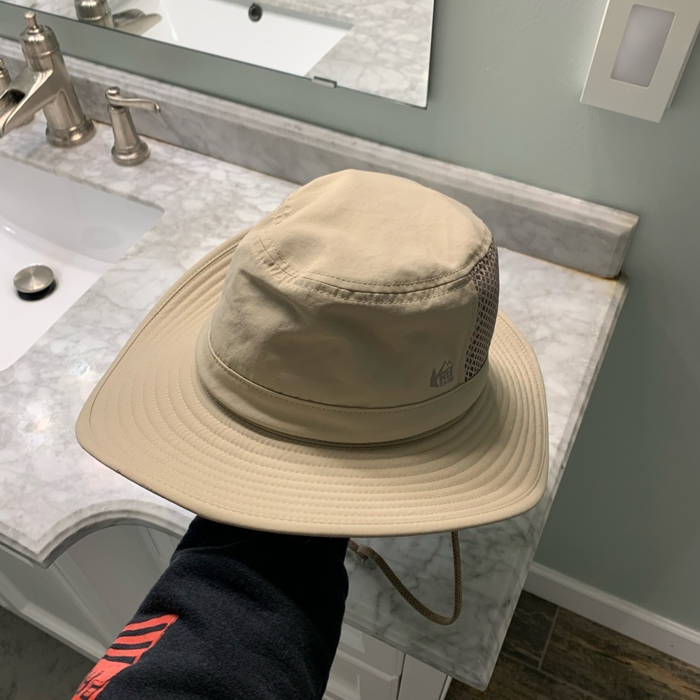 Rei safari hat